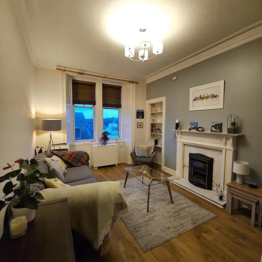 Canonmills Coorie Edimburgo 0*,